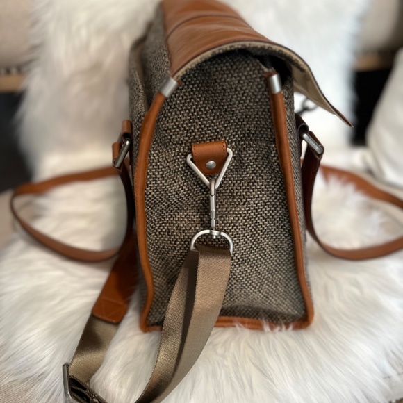 Hartmann Tweed and Leather Briefcase / Satchel (100% authentic) - Picture 6 of 16